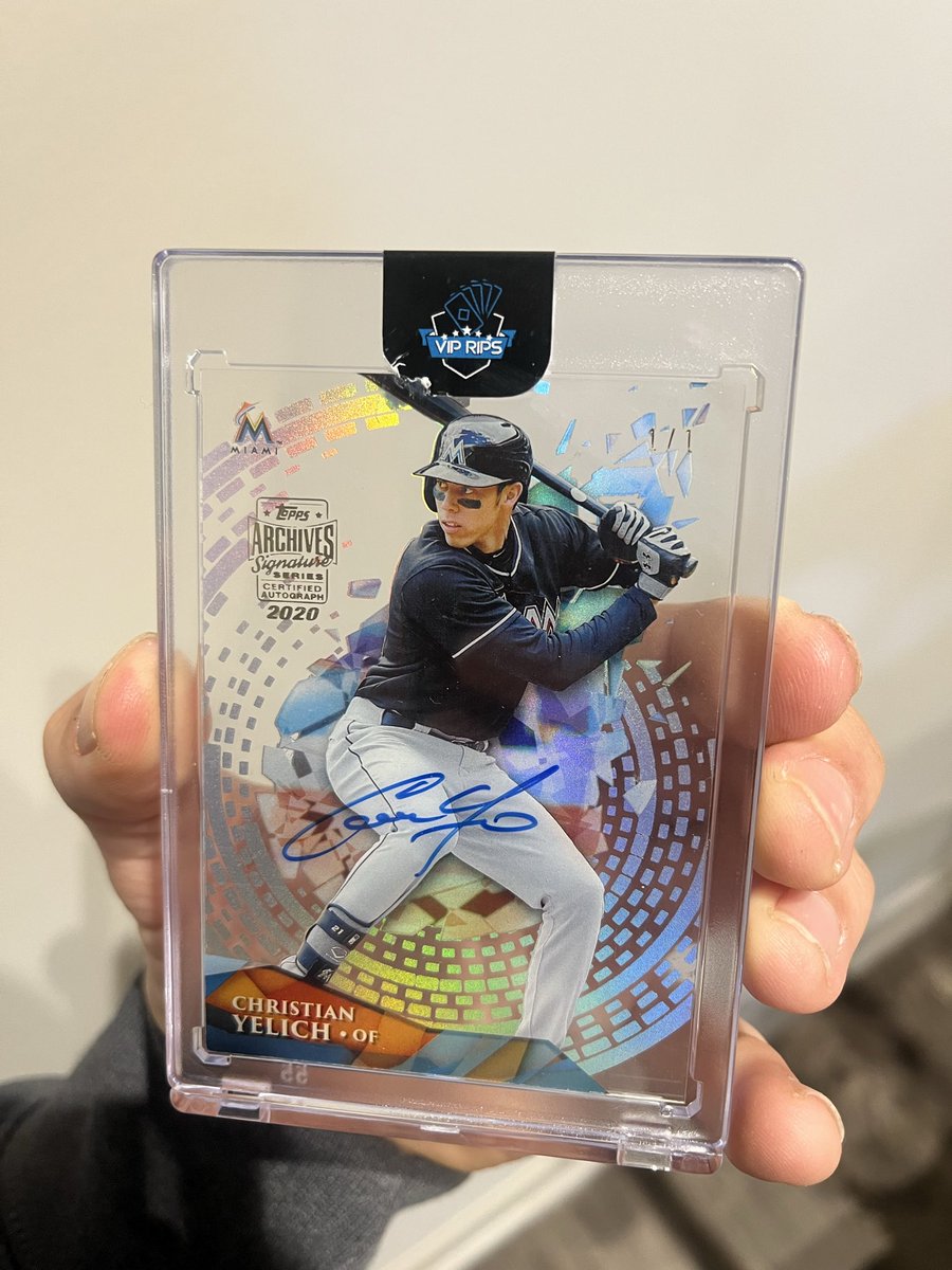 KevinTheIII's tweet photo. @cardboardbst 1/1 Christian Yelich Auto
$135 shipped https://t.co/7QMr5SL7dI