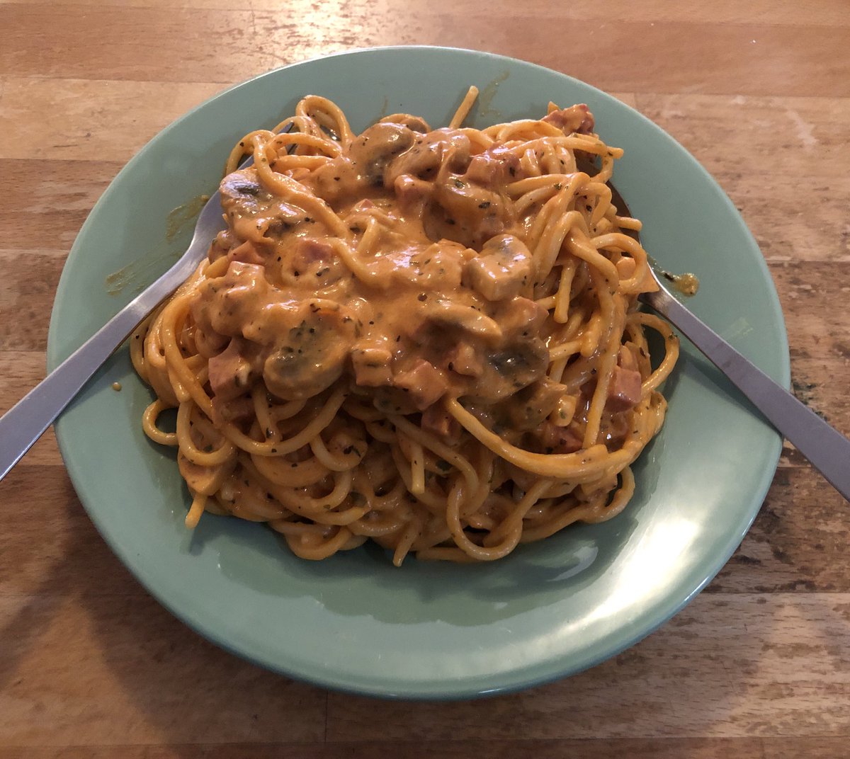 Symuria's tweet image. Proof of lunch

Weekends are for cooking 

A reply guy needs fuel to post quality replies