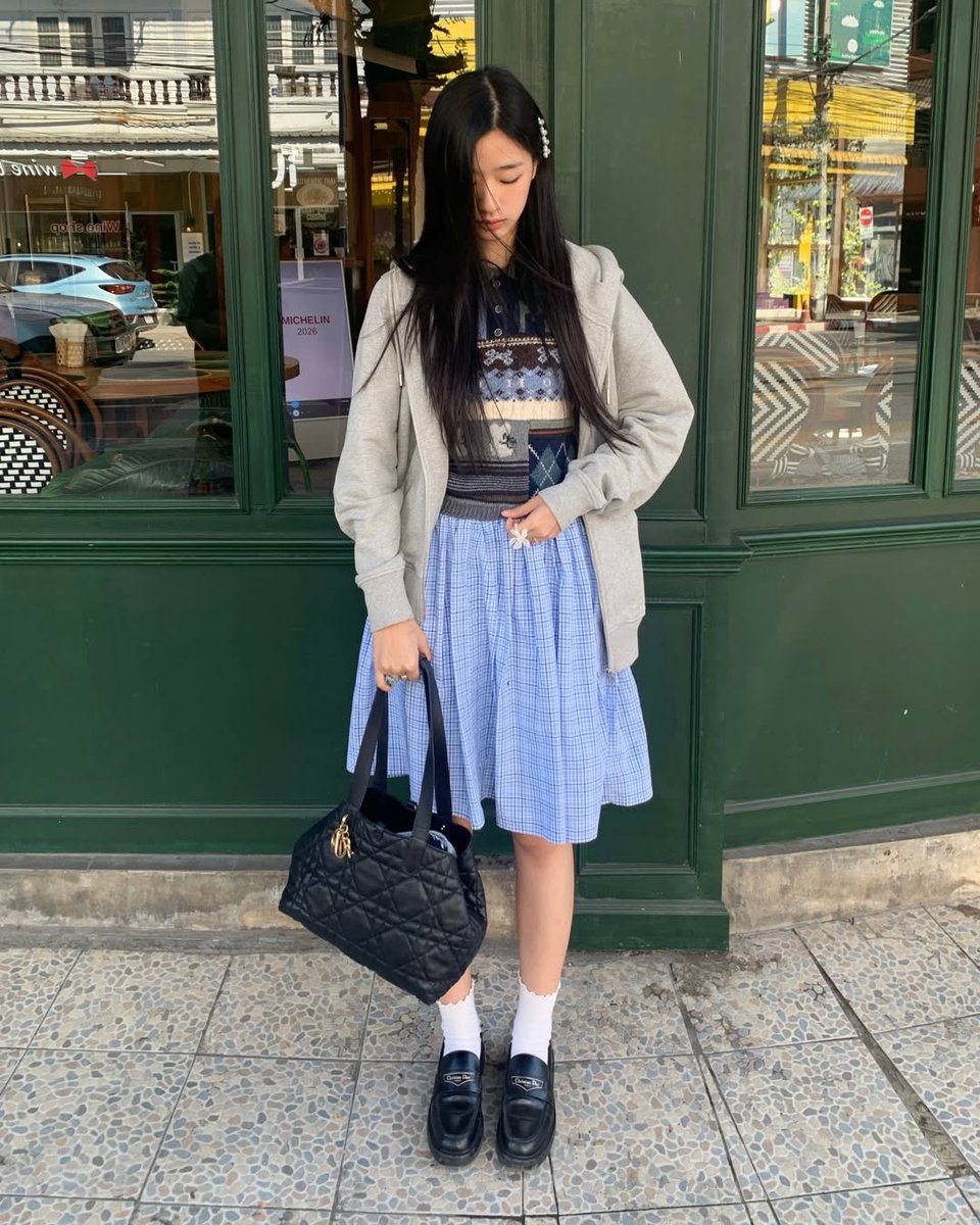 khaileenp's tweet image. prettiest girl alive 💙✨️

#tontawan #intuyou