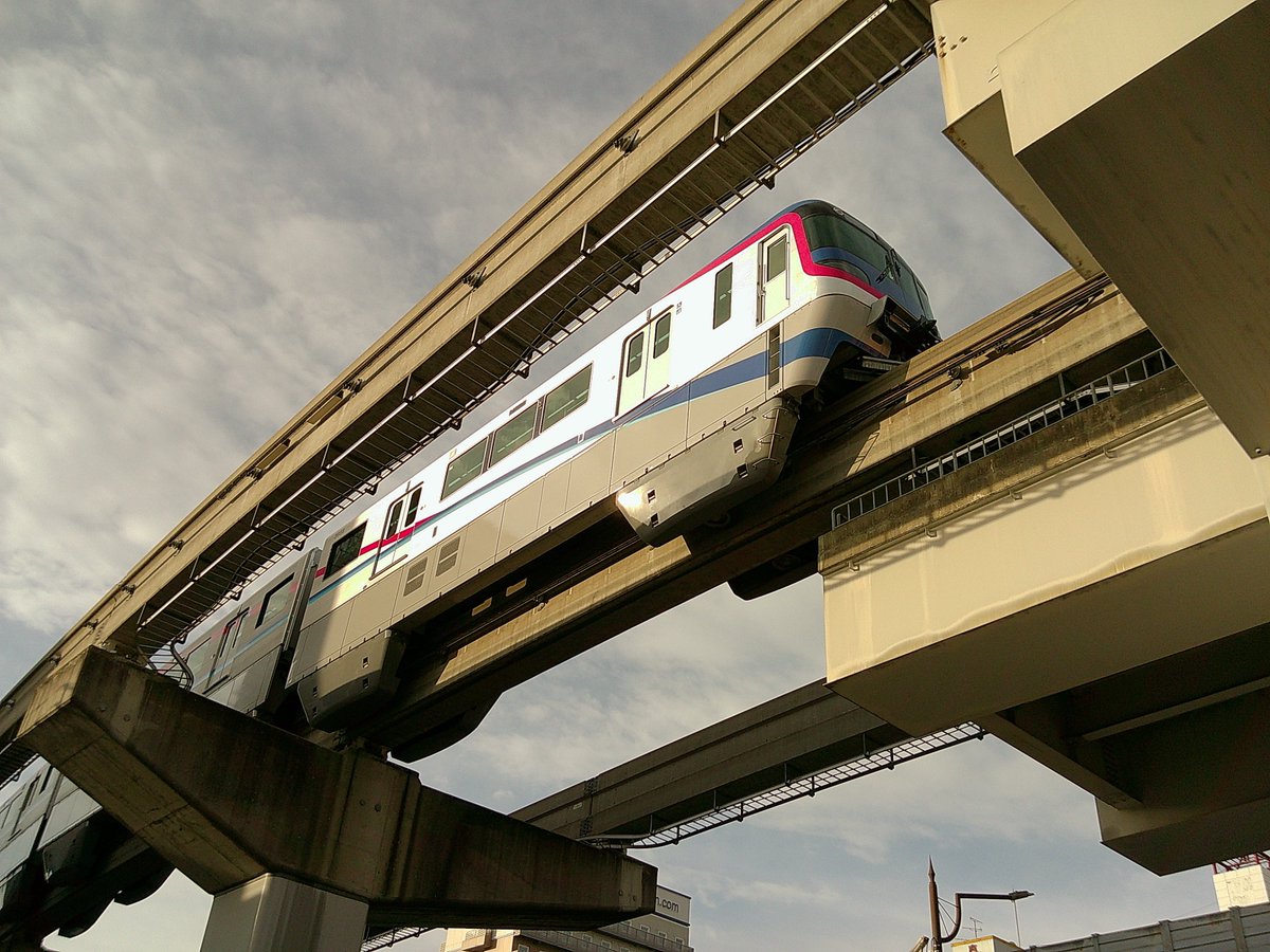 luiarlu's tweet image. 見上げると

#モノレール 🚝