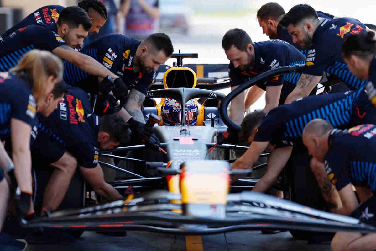 🚨| Montoya: “Perez's words confirm that Verstappen is unlikely to leave Red Bull”:

— Juan Pablo Montoya believes Max Verstappen is unlikely to relinquish his dominant position at Red Bull. Speaking to media, Montoya remarked:

“In Red Bull it was always a problem, whether I