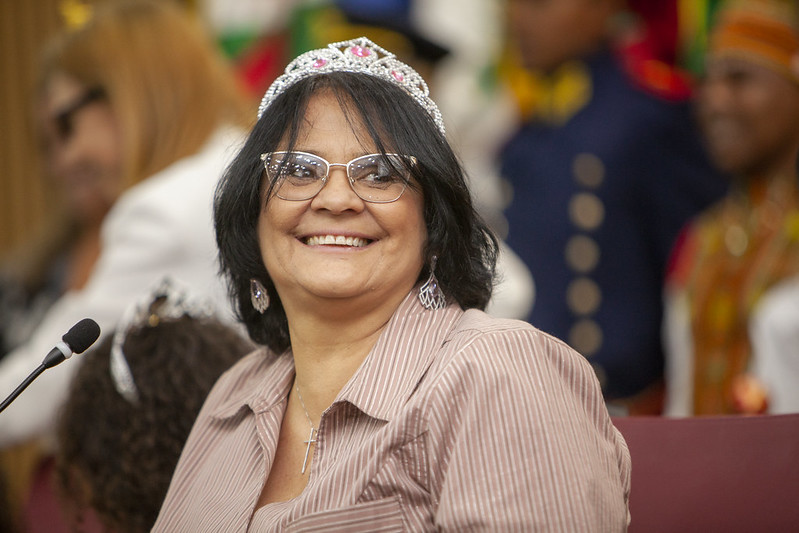 revistaforum's tweet image. Damares pede vistoria na cela de Bolsonaro com TV, ar-condicionado e frigobar para verificar se há “direitos humanos”: Após a queda de Jair Bolsonaro na sala onde cumpre pena na Superintendência da Polícia Federal (PF) em Brasília, a… dlvr.it/TQGTvn #revistafórum