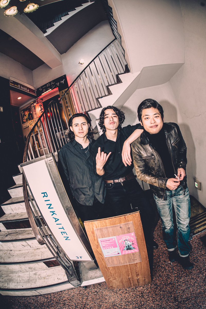 MUDDY_JACKETS's tweet photo. 🎪1.10 ロックンロールサーカス day1🎪

1.10(土) day1
RINKAITEN ステージ14:15〜14:45

サポートベーシスト、ジョンありがとう！

皆様ありがとうございました！！

Photo by @tani1047ri https://t.co/gI79f3i1He