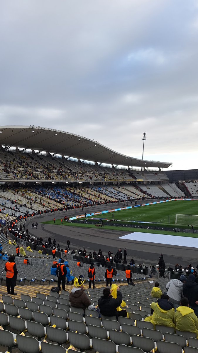 EĞER SARI BLOKTAYSAN LACİVERT BLOK’A GEÇME!

GEÇENİ UYAR!

GÖRSEL BÜTÜNLÜĞÜ BOZMAMAK HEPİMİZİN ZORUNLULUĞUNDA!