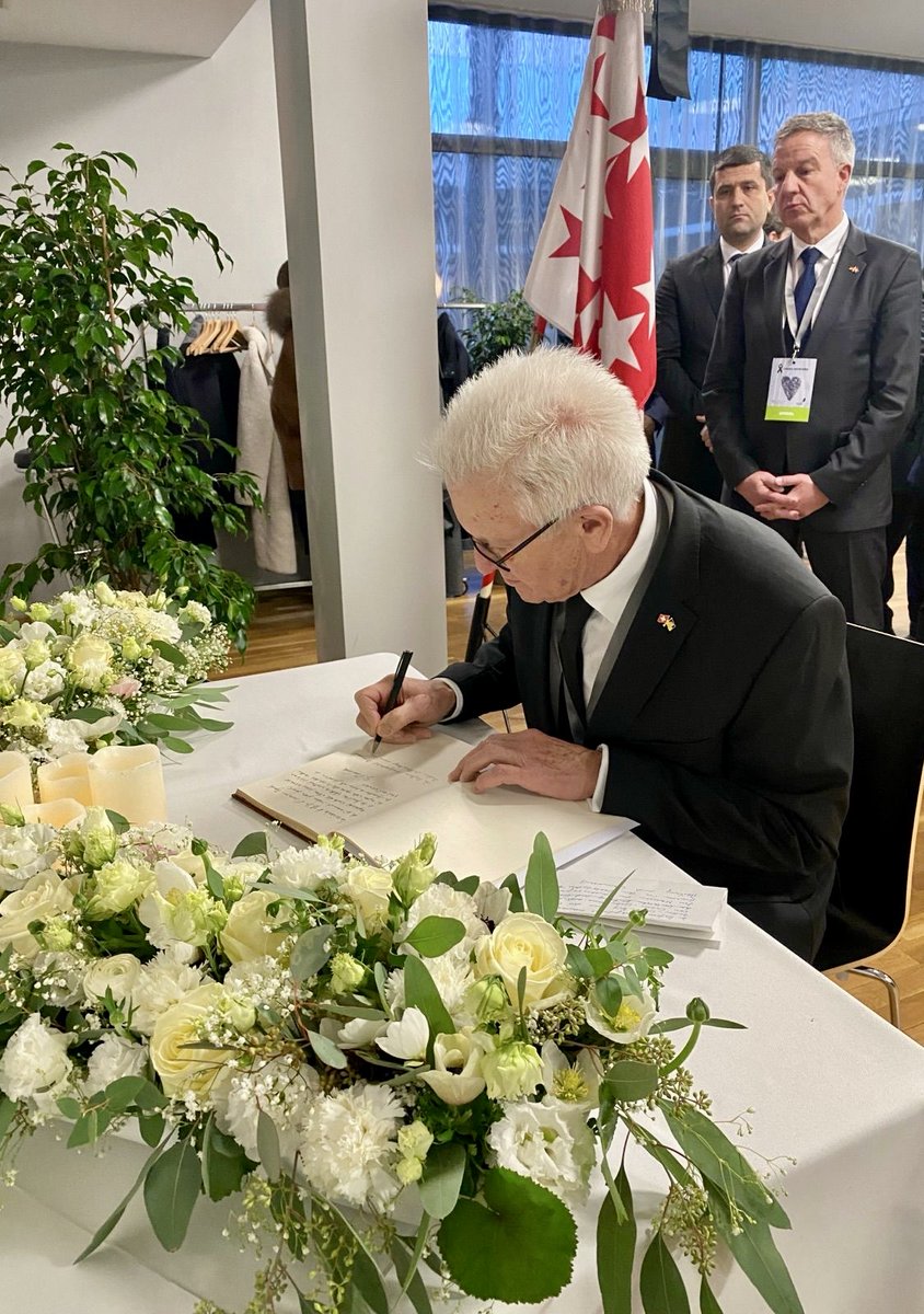 Deutsche Botschaft Bern tweet media