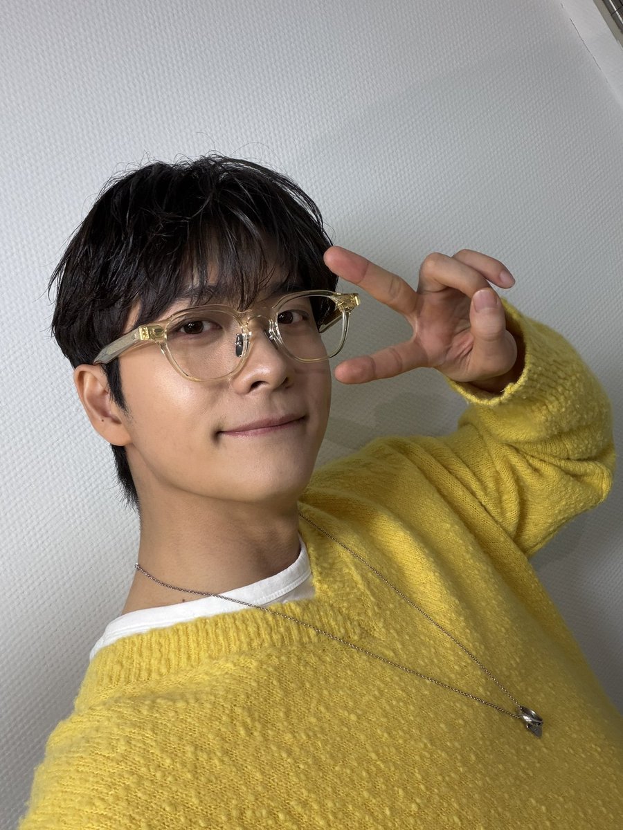 #MOC_NOW
#강태오 #OHour

태오 배우와 함께 행복한 시간이었다면 소리 질러!!!
팬들과 함께 해서 더욱 행복했던
오늘의 대복대복!

KANG TAE O’Hour🫶

#Kangtaeoh #Ohour