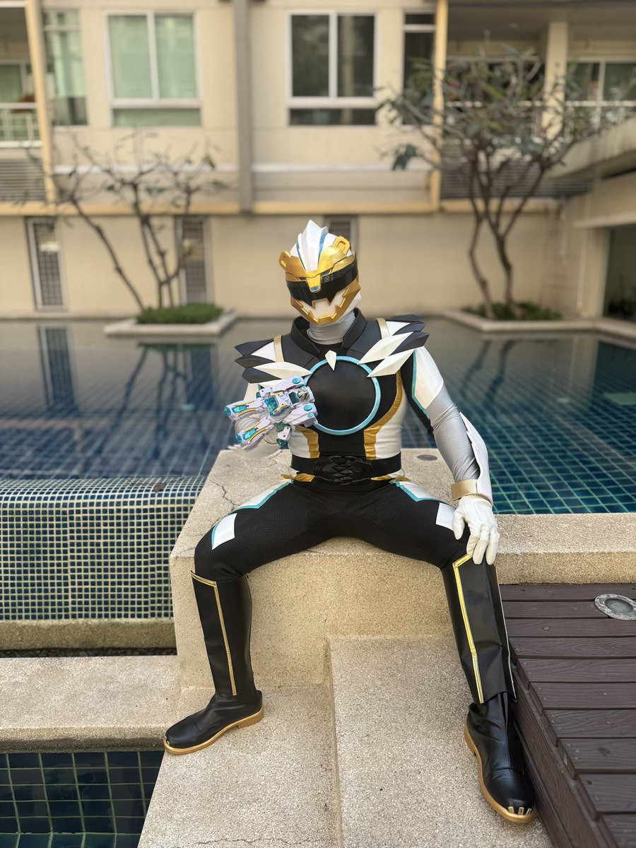 หยก • 玉 • Jade • 翡翠 • нефрит • 옥 • ngọc bích • जेड tweet media