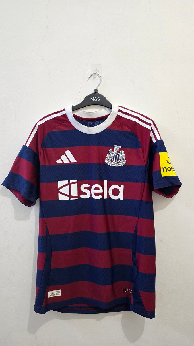 yudistirafarhan's tweet image. Izin mas
#jersey4sale 

@Jerseyforum @jerseysneil @whythecreator @NangorianSports @SerieA_Lawas

Newcastle Home Authentic 24/25
Size M Euro 
900

Newcastle Away Authentic 24/25
Size M euro 
900

All BNWT.
Ambil dua langsung bisa nego.

Terimakasih.
