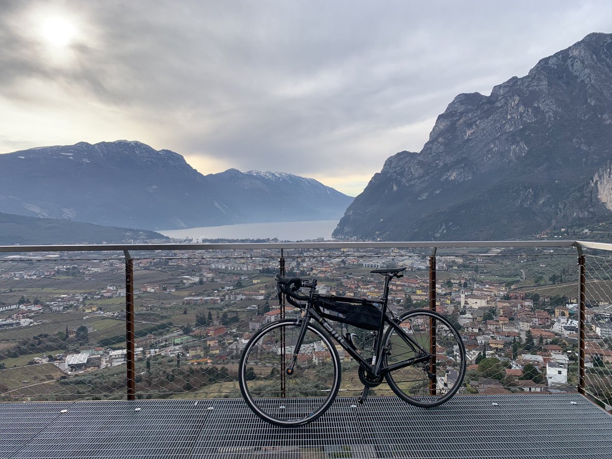 MichGPS's tweet image. Freddo ma che bello risalire in bici dopo la visita dal #biomeccanico e dire….wowww che bello……restart 2026 biking #lavorounapassione #bikeguide