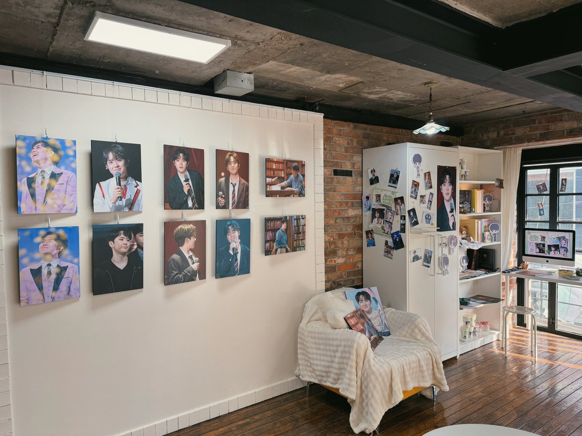 ˖˚ ͙ෆ limkh_LOVERS CLUB!! ෆ ͙˚˖

⊹ 액자 나눔 안내

11일 5시 마감 후 액자 나눔합니다!
4시 30분부터 번호표 배부 예정이며 배부 위치는 4시 25분경 해당 계정의 추가공지 확인 부탁드립니다!

* 번호표는 1인 1매로 배부됩니다.
* 일부 액자는 제외될 수 있습니다.
* A3 사이즈(297mm*420mm)로