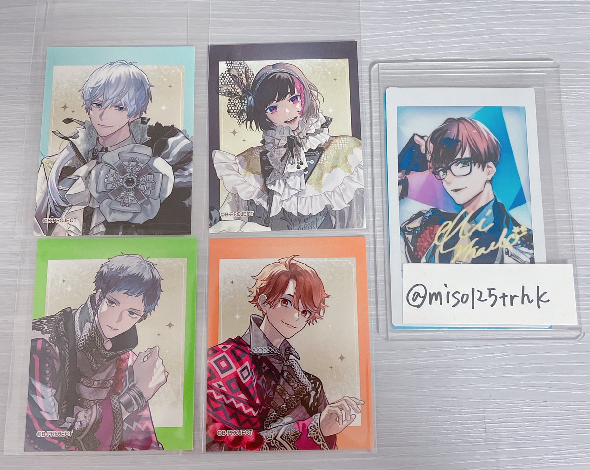 miso125trhk's tweet photo. 【 交換 】Bプロ B-project 10th ポプア ホワイトクランチ ステッカー

譲:★北門、★是国、不動、殿
求:★金城、★増長、釈村、王茶利

★同士交換優先させていただきます。
都内手渡し・郵送交換どちらも可能です。
お心当たりある方どうぞよろしくお願いいたします。 https://t.co/AHNzKOwU6m