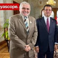 🔴 Hikaye biraz uzun ama yuh dedirten cinsten..

Ruşen Çakır gibi ekranlar da hak, hukuk, adalet naraları atan bir foncunun kim olduğu bundan daha iyi anlatılamazdı.

Avukat Baver Karakuş, Silivri'de aracının anahtarlarını alıp giden ve geri getirmeye tenezzül etmeyen Ruşen Çakır