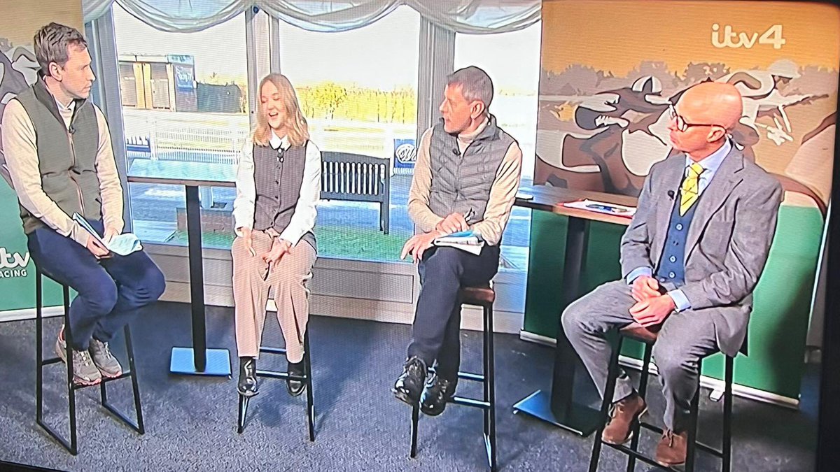 Samantha Martin tweet media