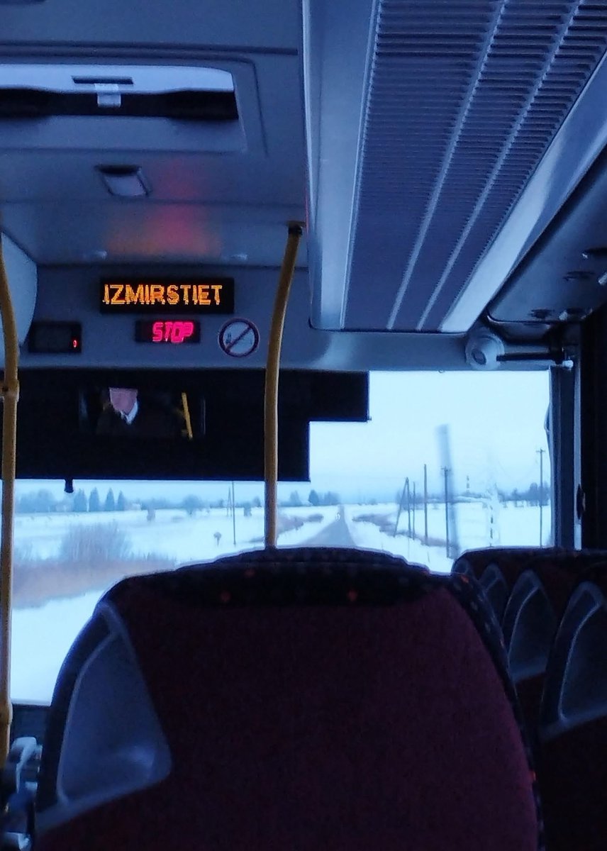 Kvadroberts Kvadrambāns (@esesmutuesmues) on Twitter photo 