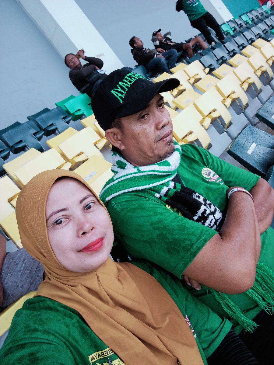 Susiana1's tweet photo. Terimakasih 3 pointnya joll💚🐊
PERSEBAYA 2-1 MAULUT UNITED 
#santosjayaabadi #kapalapi #Persebaya #SecangkirSemangat #SecangkirSemangatWani @PTSJA1927 @kapalapi_id @persebayaupdate https://t.co/VgPJk44o3k