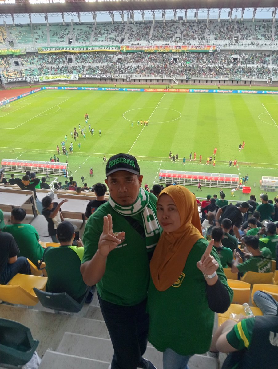 Susiana1's tweet photo. Terimakasih 3 pointnya joll💚🐊
PERSEBAYA 2-1 MAULUT UNITED 
#santosjayaabadi #kapalapi #Persebaya #SecangkirSemangat #SecangkirSemangatWani @PTSJA1927 @kapalapi_id @persebayaupdate https://t.co/VgPJk44o3k