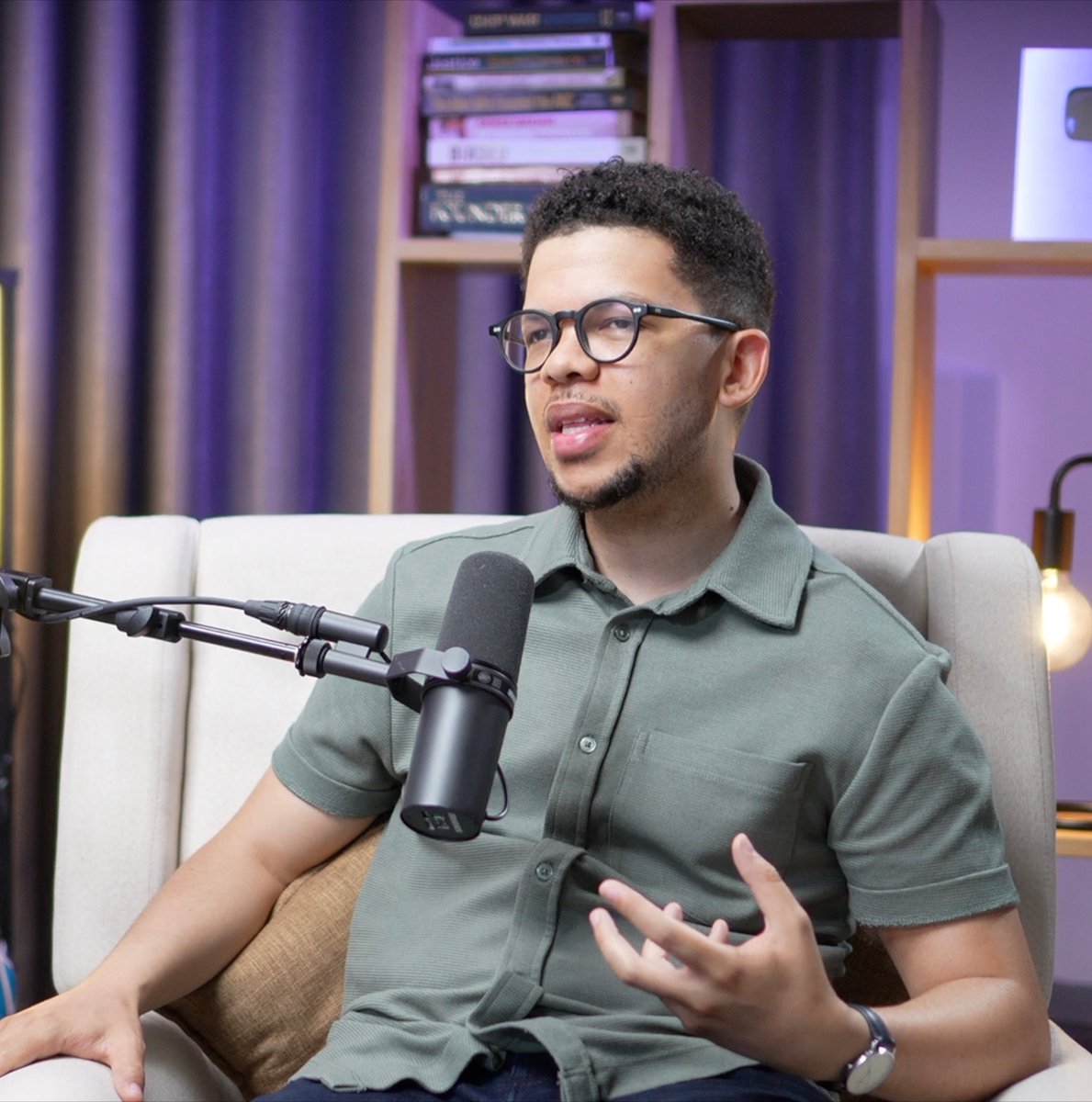 SizweMpofuWalsh's tweet image. Next guest on @_SMWX is Adv Muzi Sikhakhane. Drops Sun at 9am. Ayeye! 🔥