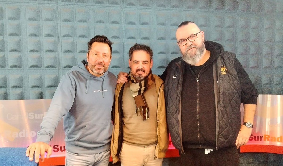GenteAndalucia's tweet image. ¿Para qué sirve la #Filosofia ? con @granvico @PepeDaRosa1  y @AnaCarvajalMore 

Escucha la entrevista con Pepe Barrientos en tu 📻 @CanalSurRadio 

👉canalsur.es/multimedia.htm…👈