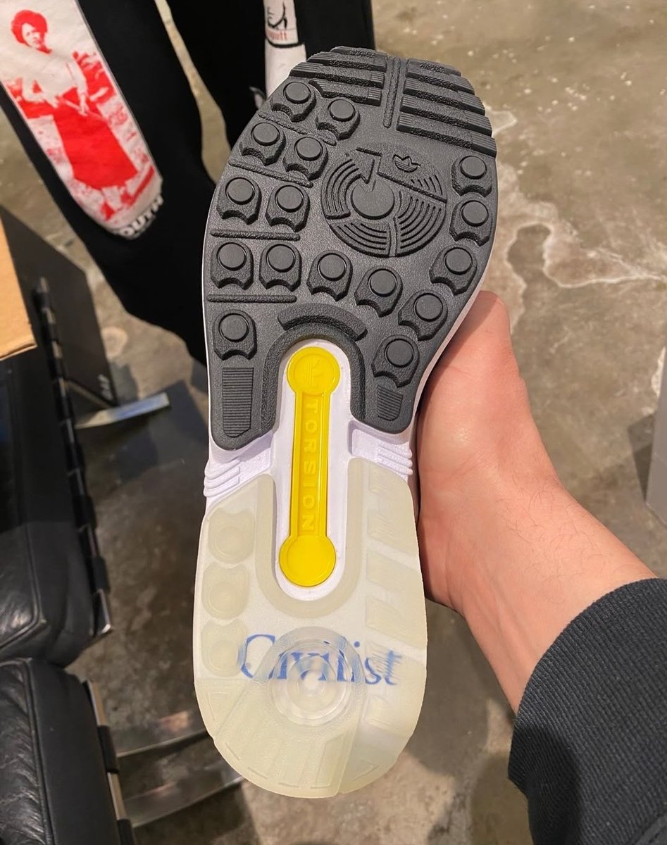 アクセサリー New800s Upcoming? adidas × Civilist ZX 8000 Another ZX en route, with the