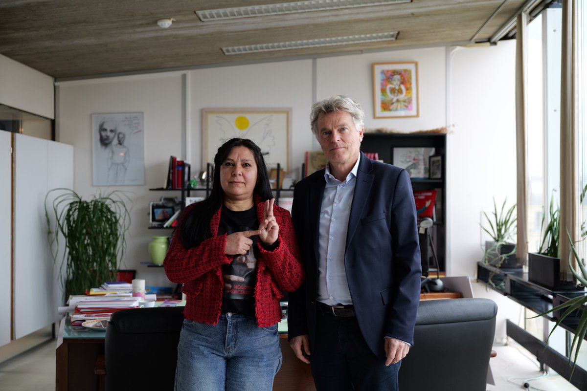 Fabien_Roussel's tweet image. Rencontre avec Martha Bolivar Acosta, chargée d'affaires à l’ambassade du Venezuela, et Otto Vaillant Frias, ambassadeur de Cuba.
Échanges sur la situation internationale et l’agression américaine, soutien du PCF aux peuples vénézuélien et cubain et ambition commune pour la Paix.