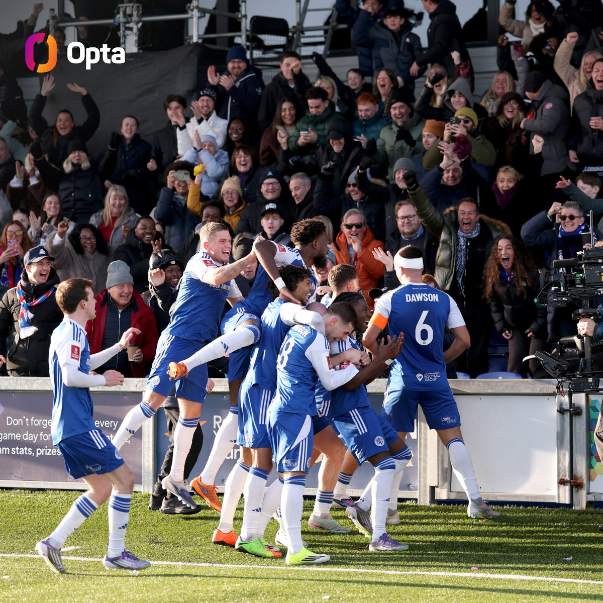 1909 - Macclesfield are the first non-league team to eliminate the FA Cup holders since Crystal Palace knocked out Wolves in the 1908-09 first round. Fairytale.