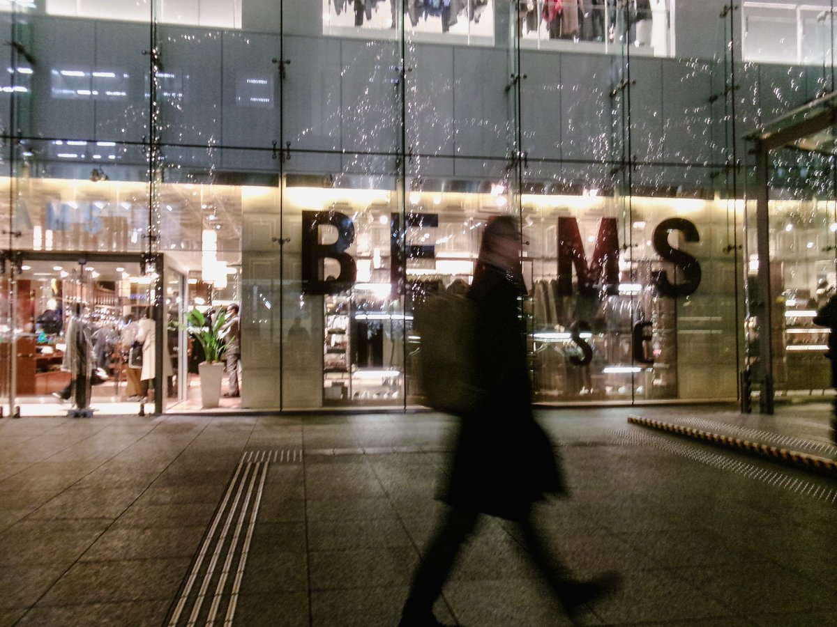 alibi5753's tweet image. #Kodakfz55 で年末の丸の内イルミ

ここは一応毎年撮りに行くようにしてるんです、、ええ、、モチロン一人でねｗ

#fz55
#コンデジ