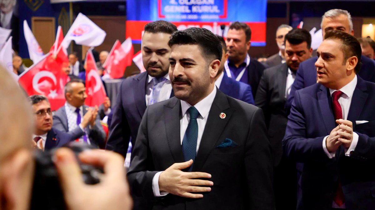 osmkya06's tweet photo. 📍Ankara 

Devlet Memurları Konfederasyonu paydaş sendikamız “Devlet Memurları Sendikasının” düzenlemiş olduğu 4.Olağan Genel Kurula katılım sağladım.

Güven tazeleyerek yeniden Genel Başkan Seçilen Tuncay CENGİZ’i ve yönetim ekibini tebrik ediyor, çalışmalarında başarılar diliyorum. @DMKonfederasyon