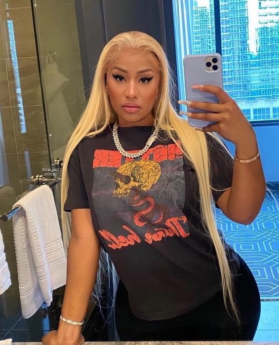 israeldfirzt's tweet image. If Kendrick and Nicki write a diss track to each other who's winning?