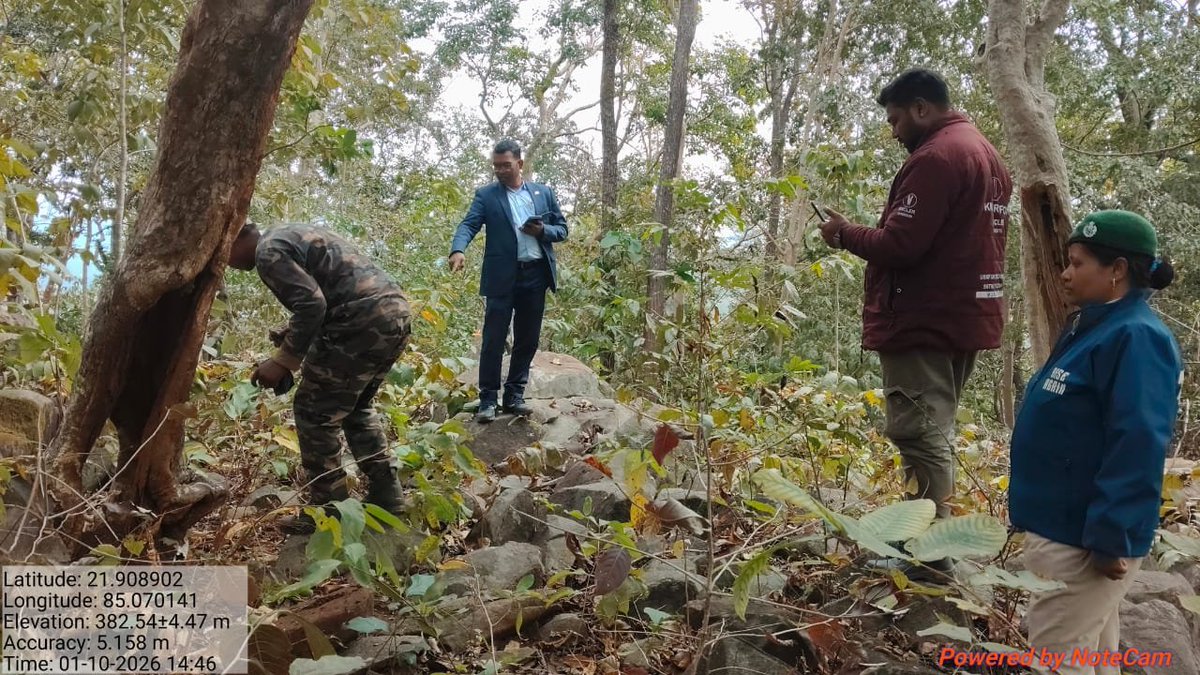 DfoBonai's tweet image. ACF of Bonai visited the site and carried out drone mapping for AI camera installation inside Tinko DPF, Tinko Beat, Barsuan Section 🌳🌳🌳
#DroneSurvey #AICamera
@pccfodisha 
@Prem_CWLWOdisha 
@RourkelaRc79045