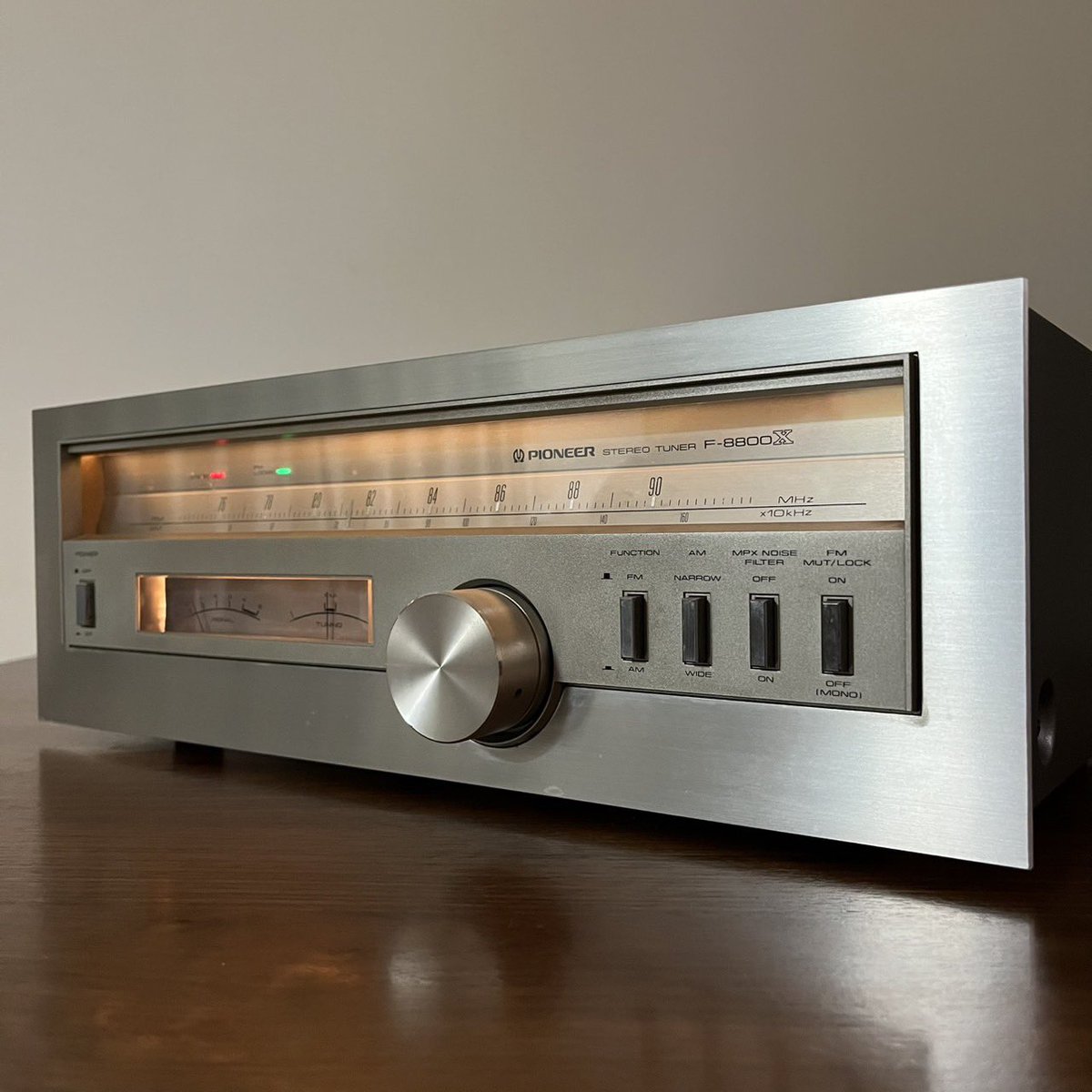 ★PIONEER AM/FM STEREO TUNER F-8800X　♪ Pioneer F-8800X AM/FM stereo tuner 4連バリコン