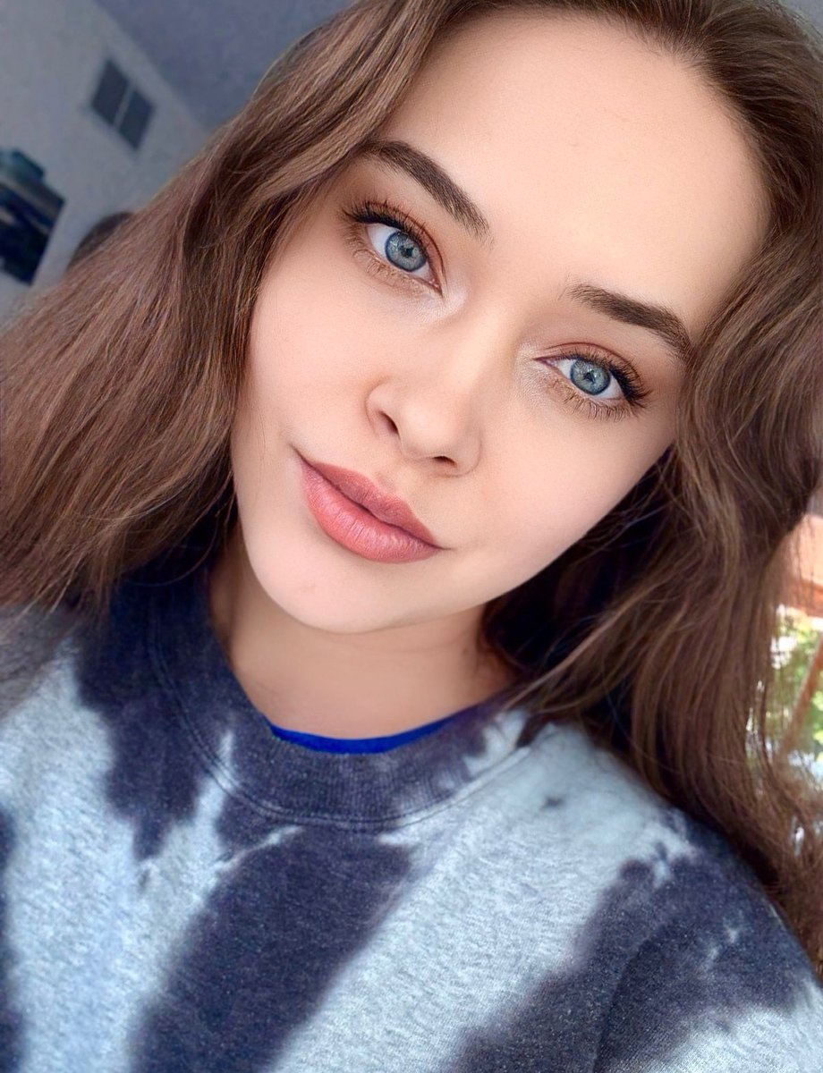 Alyona tweet media