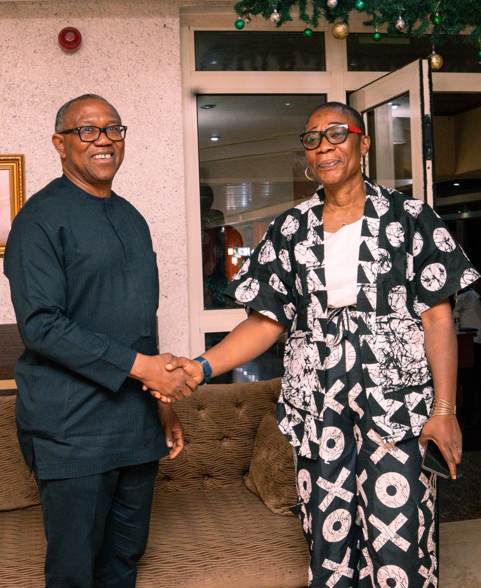 PeterObi's tweet image. Earlier today in Abuja, I paid a condolence visit to my dear sister, Maureen Chigbo, the Publisher of Realnews Online Magazine and the immediate past President of the Guild of Corporate Online Publishers (GOCOP). She tragically lost her elder sister, Princess Nwamaka Mediatrix…