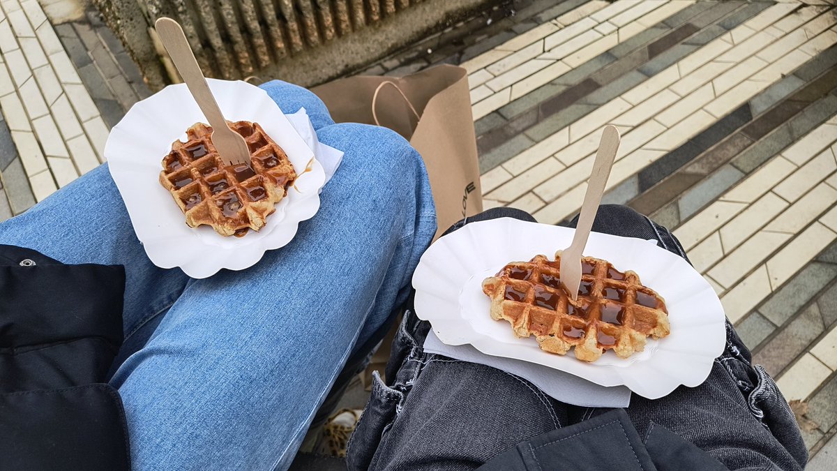 Nika ≽^•⩊•^≼ tweet media