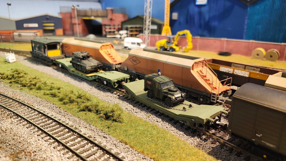 Morval #TMRGUK (@morval_oo) on Twitter photo 