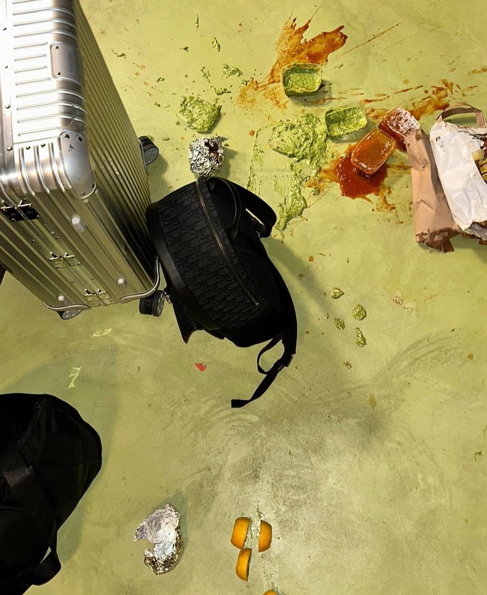 devasell's tweet image. oh… what a mess