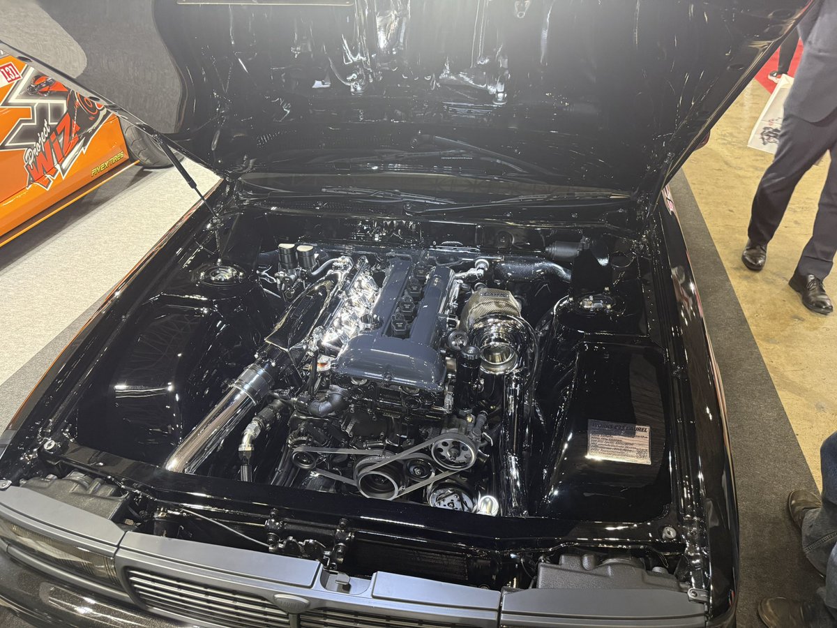 dai_oga23's tweet photo. #works  #c33  #ローレル
 #東京オートサロン  #TAS2026  #オートサロン  #オートサロン2026 
美しい＆カッコよすぎ https://t.co/RDoZz99RKN