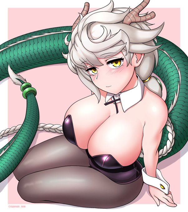 サタデーナイト雲龍
午年なのでまずはドラゴンバニーガールです 