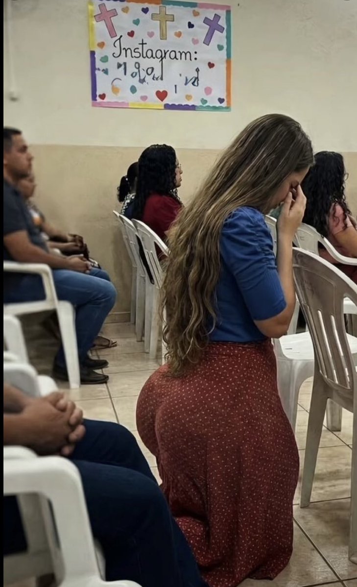 I love prayerful women 😊😊