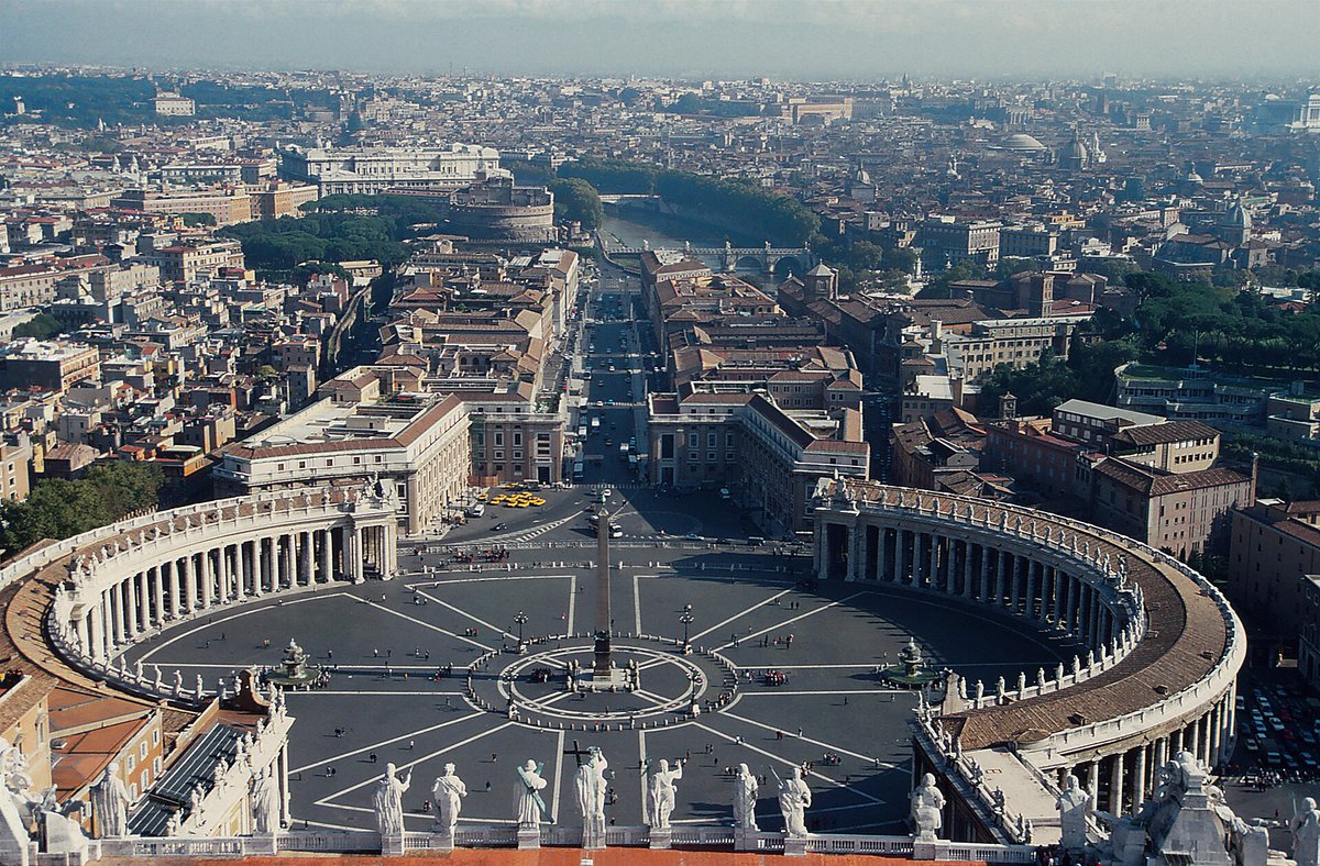 RomaReport's tweet image. Alla fine Roma se l’è cavata, col Giubileo / Le presenze sono state poco sotto le stime iniziali, mentre le opere finanziate hanno cambiato il volto di alcune aree chiave della città. Resta il tema di una Capitale che cresce solo con risorse straordinarie.
romareport.it/alla-fine-roma…