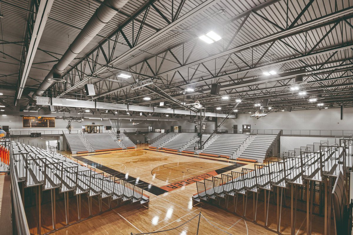 brim006's tweet image. Killdeer High School in Killdeer, ND population 925.