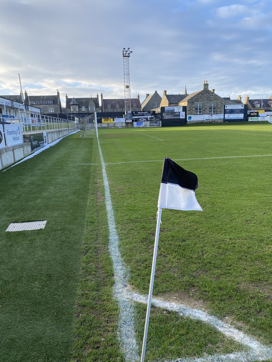 Match Day….the only Highland League game to beat the weather today ☃️❄️⚽️<a href="/FraserburghFC/">Fraserburgh FC</a> ⚫️⚪️⚫️