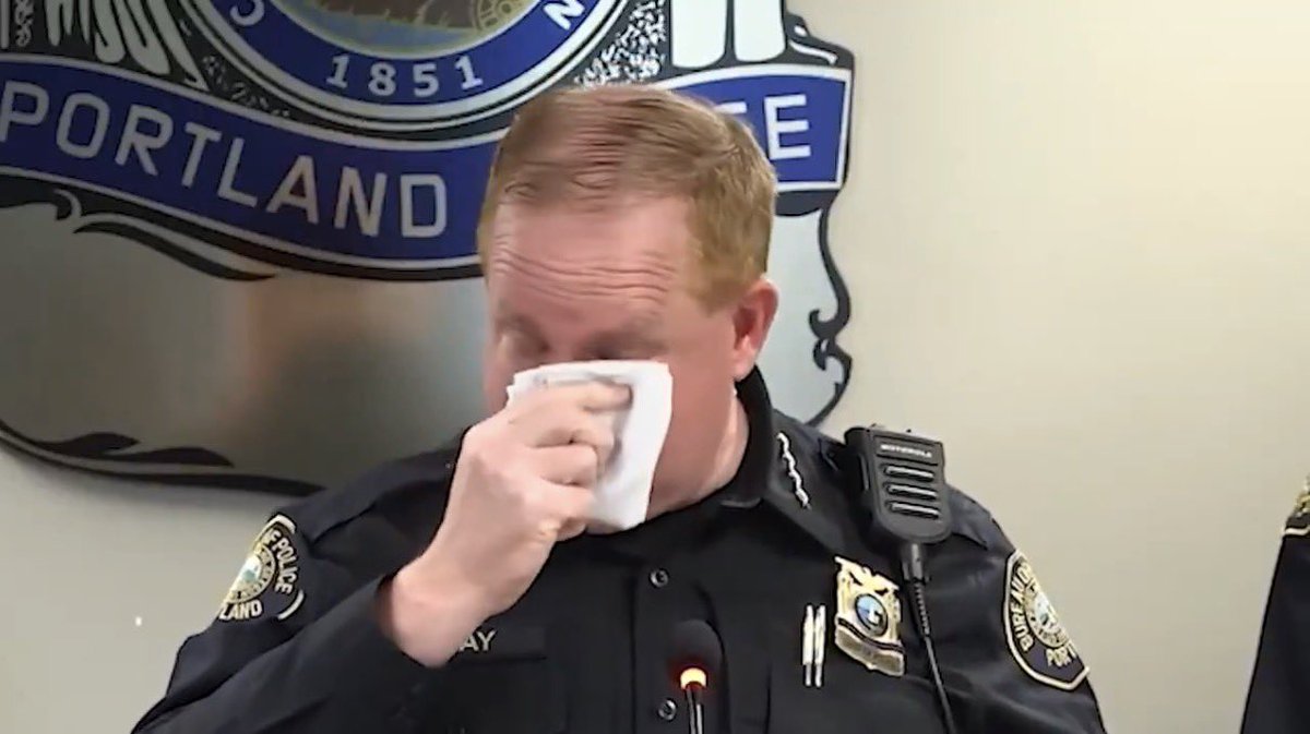 Hunter_Eagleman's tweet image. If you’re a Police Chief and you’re crying over gang members being apprehended…

You NEED to resign @ChiefBobDay!