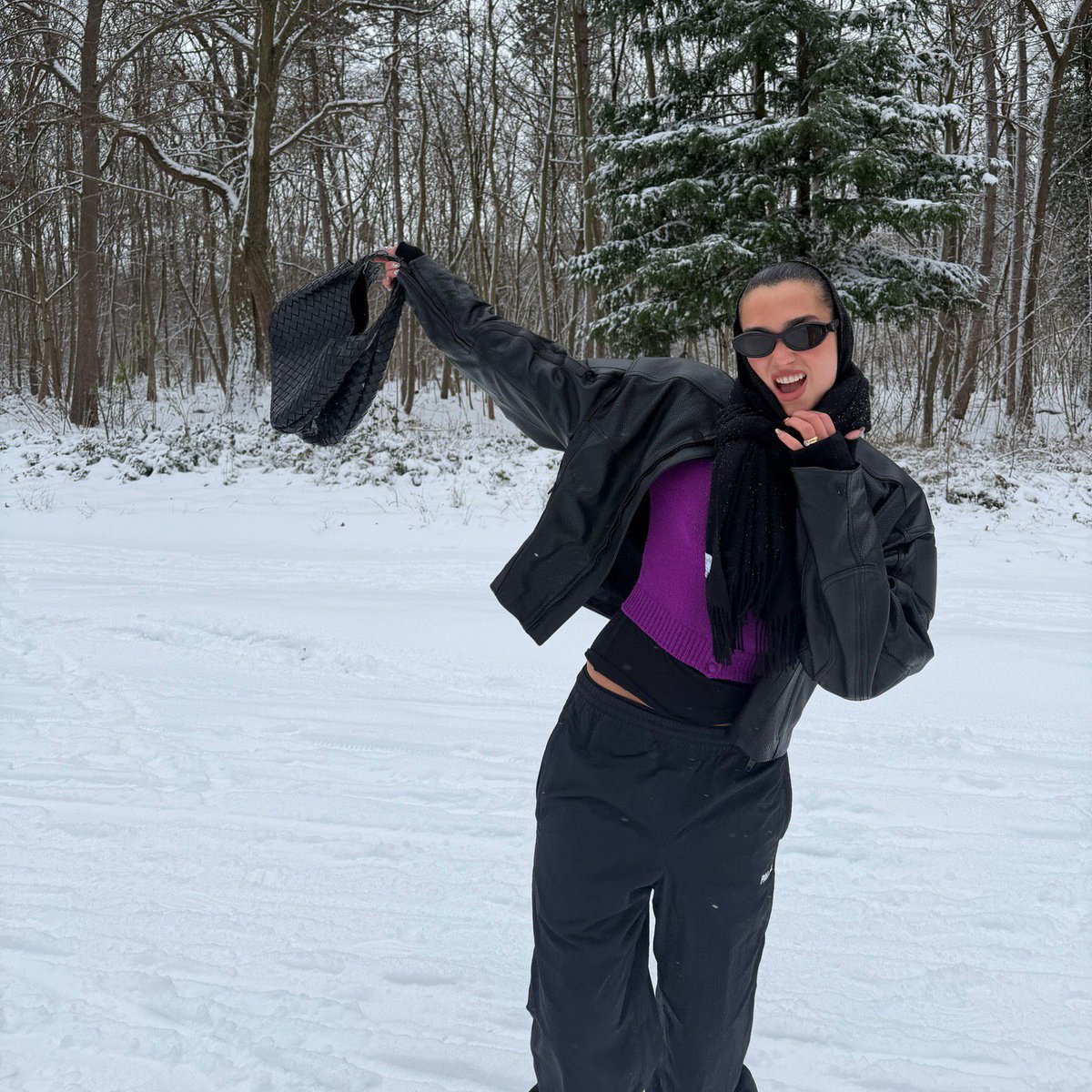 dualipacentral_'s tweet image. PERFEITA! Dua Lipa via Instagram.