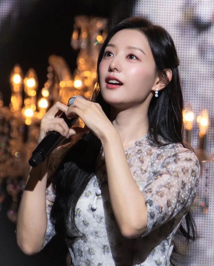 THEHOBAKCAFE's tweet image. Memang hadiahnya nggak banyak dan sebagus kalian tapi semoga bisa menjadi kenang-kenangan yang indah, ya! Semua yang kami persiapkan telah dibuat dengan penuh cinta. 

🎁: tiny.cc/UntukBakmates 

Happy anniversary to us, Bakmates. We love you. Let’s stay for a long time. 🧡