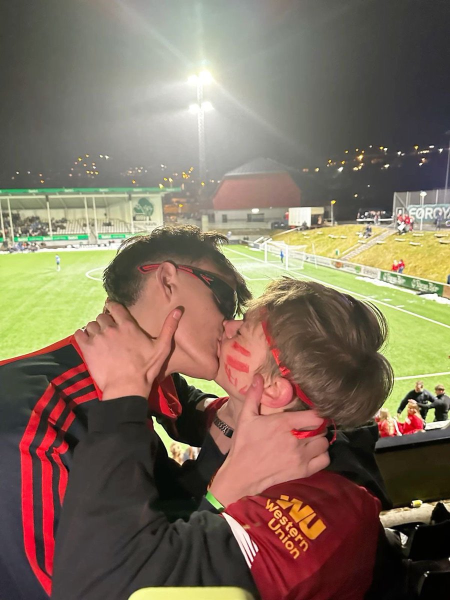 coupleofdudess's tweet image. 