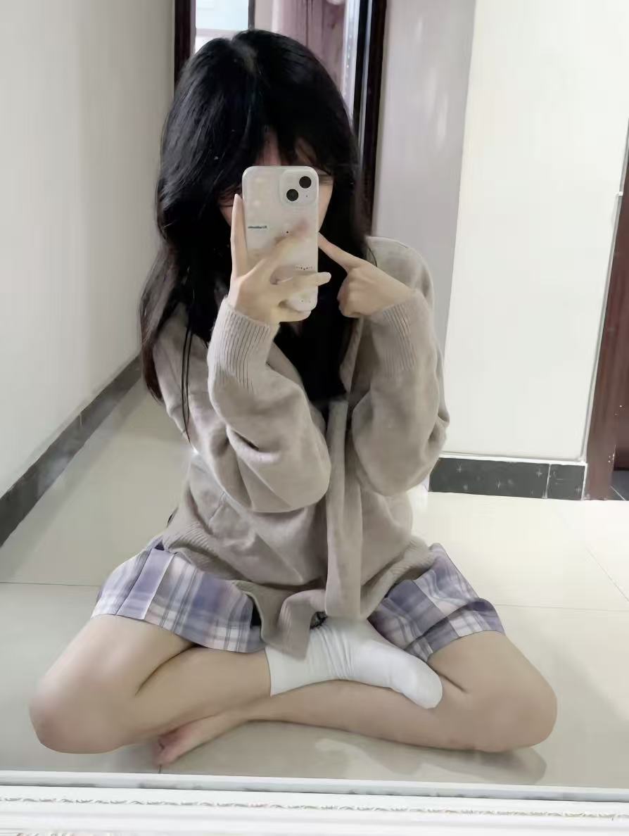 PressureReality's tweet image. 好闻吗！
#女高