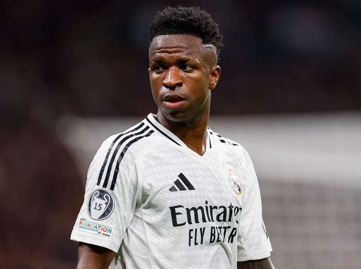 mufcytp's tweet image. 🧨🧨🚨BREAKING: Manchester United are monitoring Vinícius Jr, &amp;amp; he is a serious target.

Real Madrid would only consider a sale for a fee in the region of €150M.

[@fichajesnet]

With a new manager likely to play 4-3-3, Vini could do it 10x better at United.

Who says NO? 🔴🔥