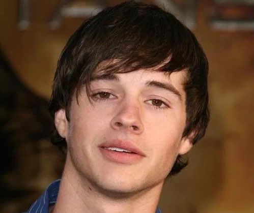 PopCrave's tweet image. ‘High School Musical 3’ actor Matt Prokop has been arrested on multiple charges, including possession of child pornography and resisting arrest.

🔗: people.com/former-child-a…