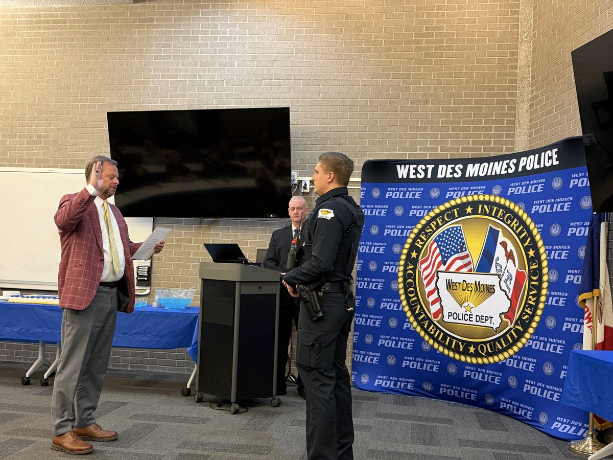 mmlaw's tweet photo. Huge congratulations to West Des Moines’ newest Sergeant and Officer! 🎖️ Honored to witness their swearing-in ceremony yesterday at the @WDMPolice Dept. led by Mayor Trimble and Police Chief Scott. 

We are grateful for your service and leadership in our community! https://t.co/YJZSc1yJxI