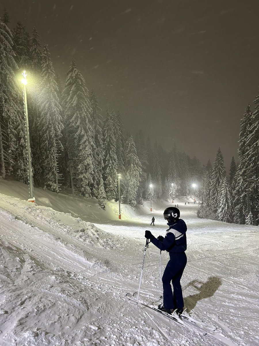 u glavi “što meni ovo sve treba” 😂